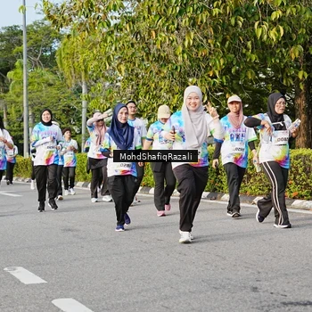 Runner Photo 8400594
