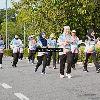 Runner Photo 8400596