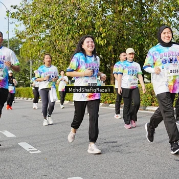 Runner Photo 8400597