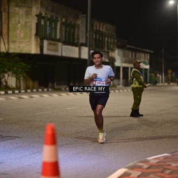 Runner Photo 8400617