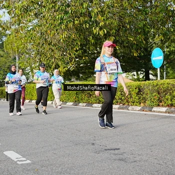 Runner Photo 8400665