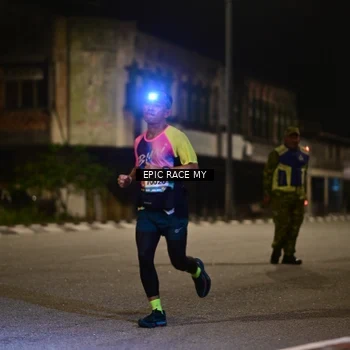 Runner Photo 8400667