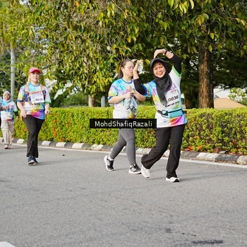 Runner Photo 8400676