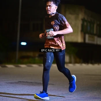 Runner Photo 8400677