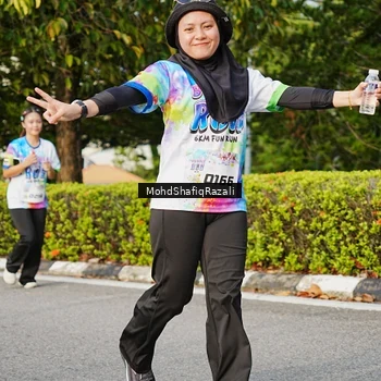 Runner Photo 8400679