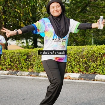 Runner Photo 8400691