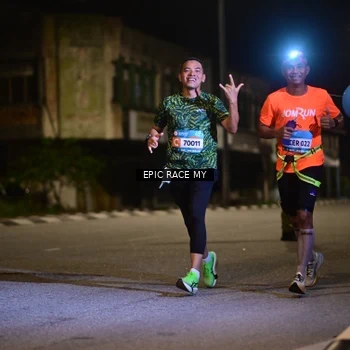 Runner Photo 8400696