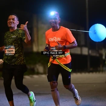 Runner Photo 8400701