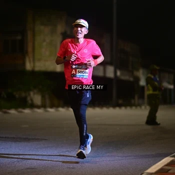 Runner Photo 8400737