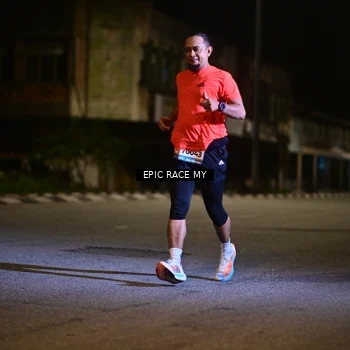 Runner Photo 8400749