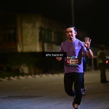 Runner Photo 8400755