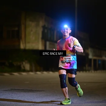 Runner Photo 8400768