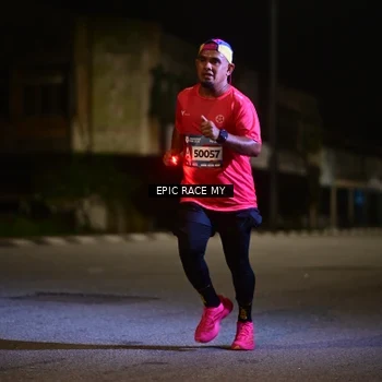 Runner Photo 8400781