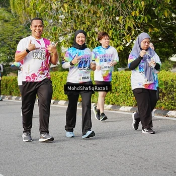 Runner Photo 8400796
