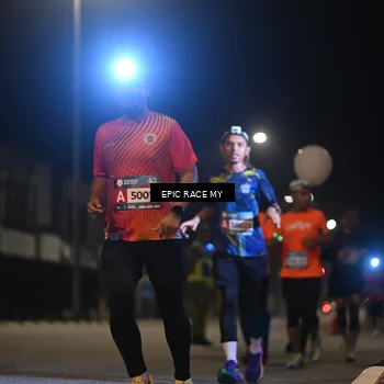 Runner Photo 8400882
