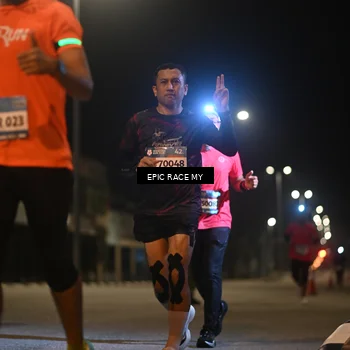 Runner Photo 8400897