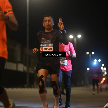 Runner Photo 8400898