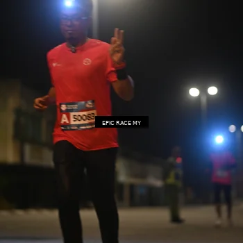 Runner Photo 8400906