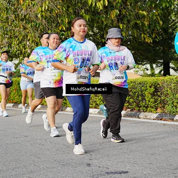 Runner Photo 8400909