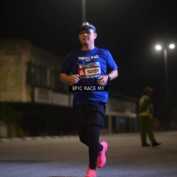 Runner Photo 8400935
