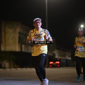 Runner Photo 8400941