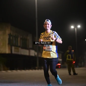Runner Photo 8400943