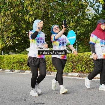 Runner Photo 8400997
