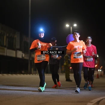 Runner Photo 8400998