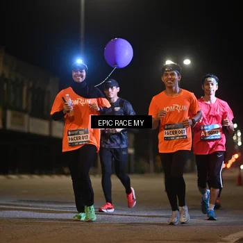 Runner Photo 8401001