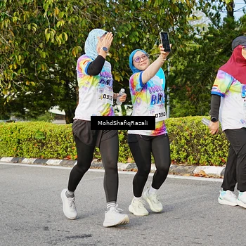Runner Photo 8401019