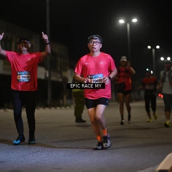 Runner Photo 8401034