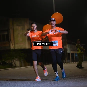 Runner Photo 8401070