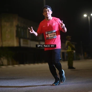 Runner Photo 8401080