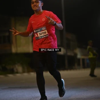 Runner Photo 8401083