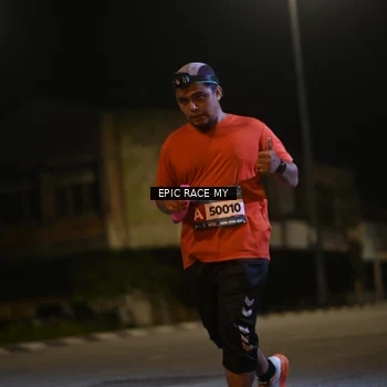 Runner Photo 8401101