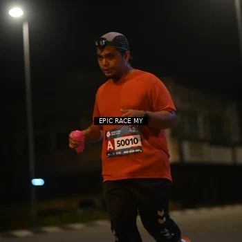 Runner Photo 8401103
