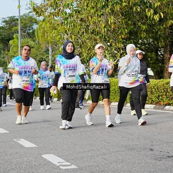 Runner Photo 8401110
