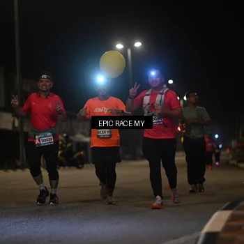 Runner Photo 8401211
