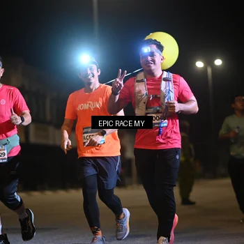 Runner Photo 8401218