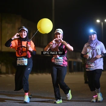 Runner Photo 8401234