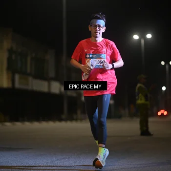 Runner Photo 8401258