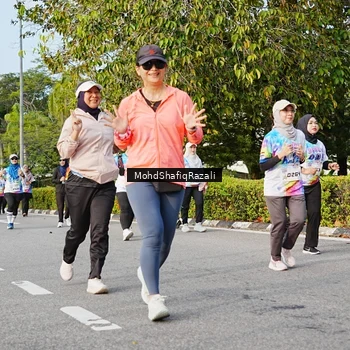 Runner Photo 8401302