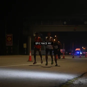 Runner Photo 8401429