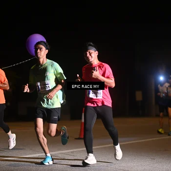 Runner Photo 8401633