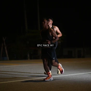 Runner Photo 8401698