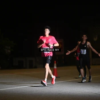 Runner Photo 8401704