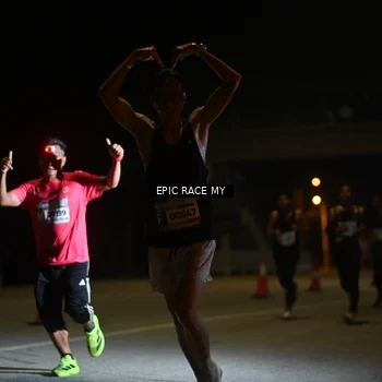 Runner Photo 8401713