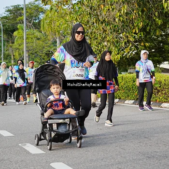 Runner Photo 8401735
