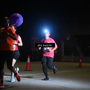 Runner Photo 8401766
