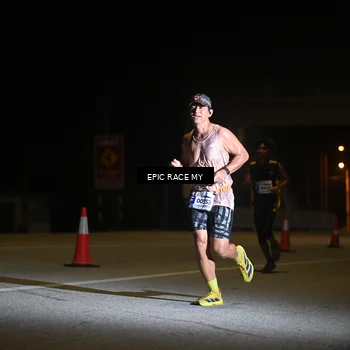 Runner Photo 8401775